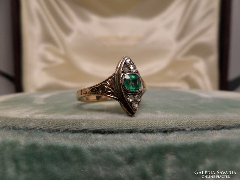Antique gold ring with emeralds and diamonds