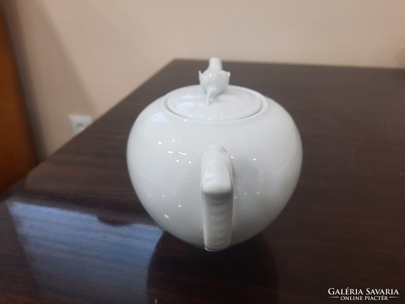 White Herend porcelain teapot, tea spout