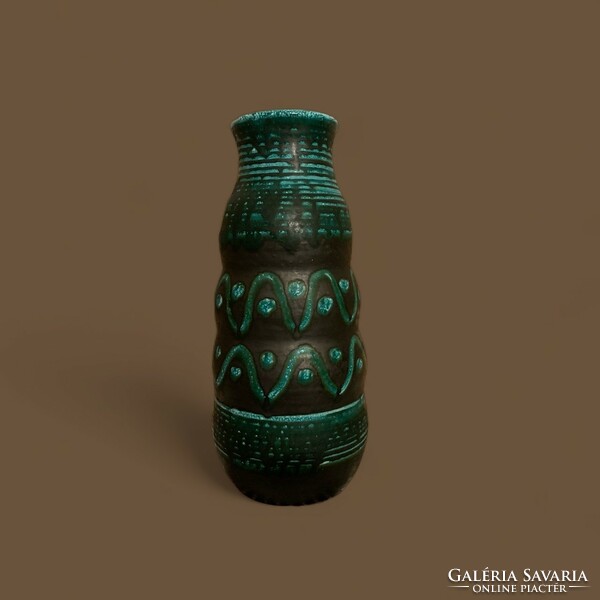 Iparművész jelzett váza fekete-türkizzöld, 29 cm.
