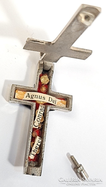Vintage Catholic relic/relic holder cross pendant