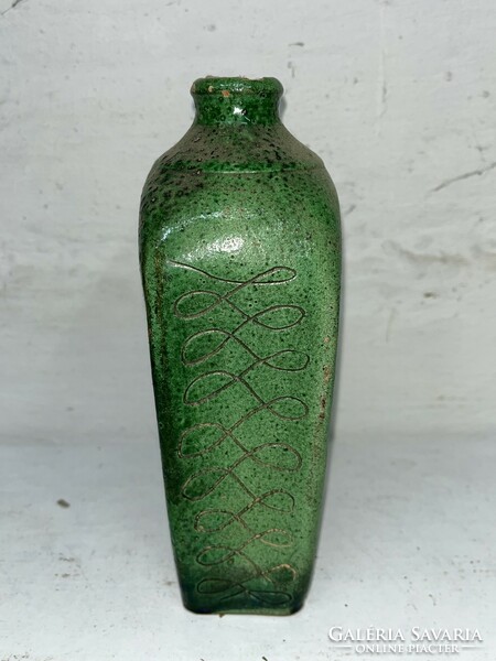 Tile bottle