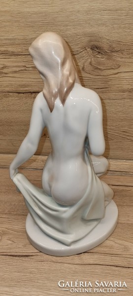 Aquincum towel rare nude