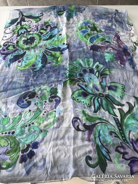Elegáns selyemsál gyönyörű mintával, 180 x 65 cm
