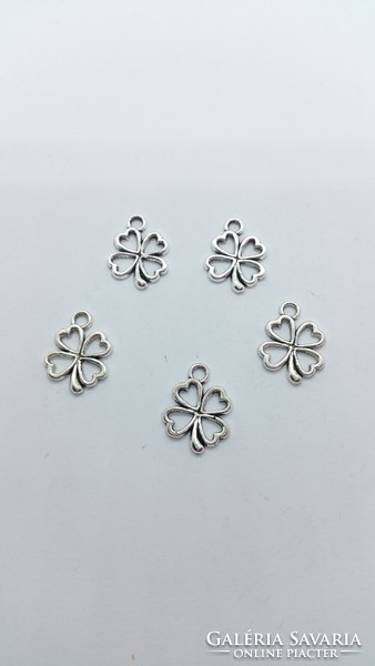 Four-leaf clover pendant antique silver