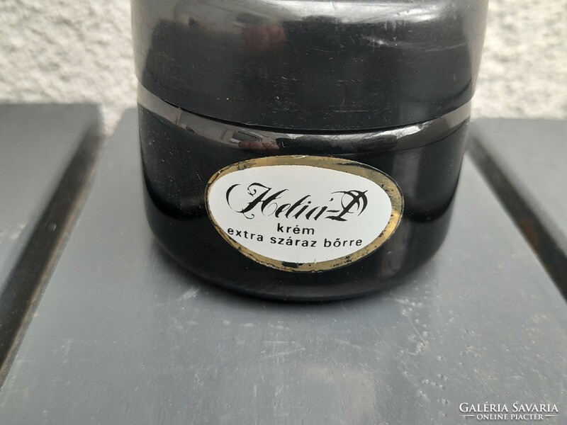 Old Helia d. Glass jar