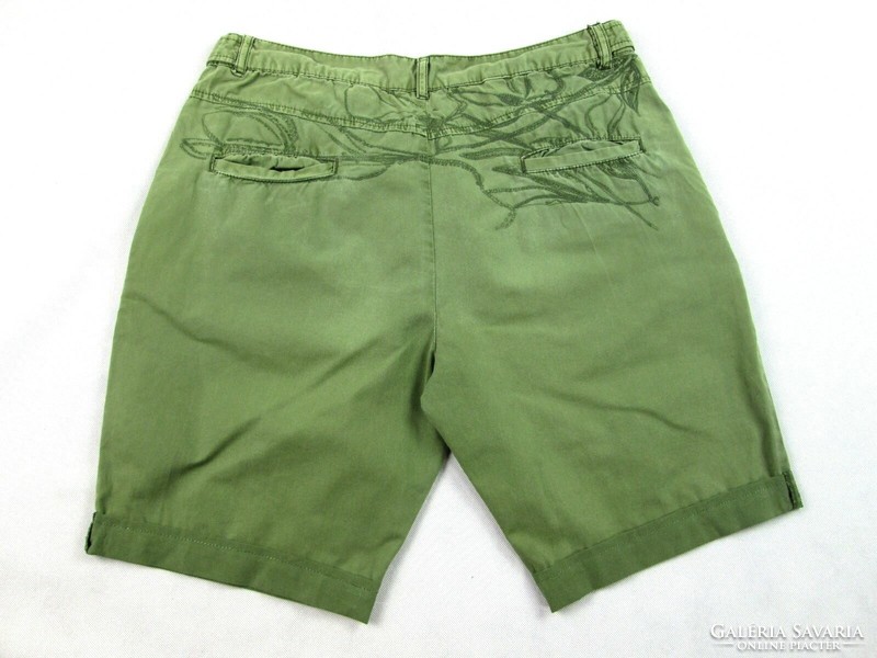 Original desigual (size 30) sporty elegant military-green women's shorts