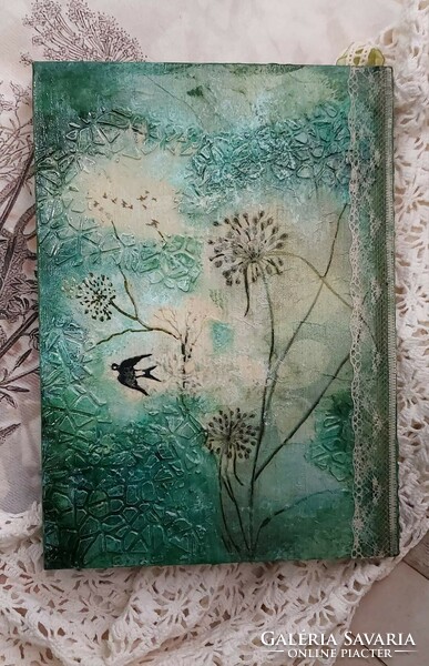 'Hope' with dreamy swallows