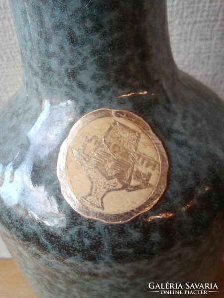 Retro Hungarian Pesthidegkút ceramic vase. Rare color and sticker