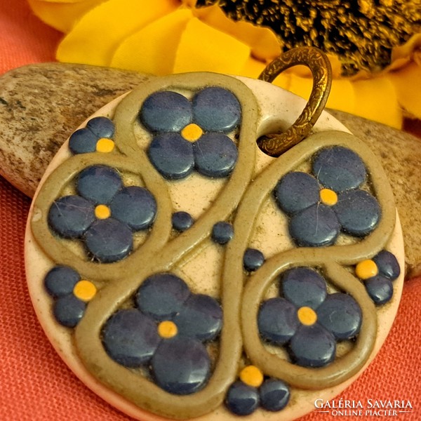 Elegant and unique porcelain pendant. 5 cm