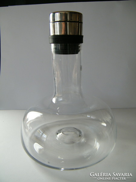 Modern menu norm Danish design wine aerator, decanting glass