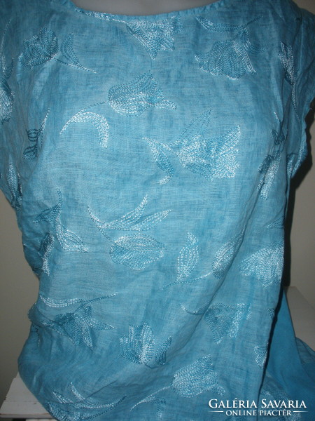 Turquoise linen embroidered top large size