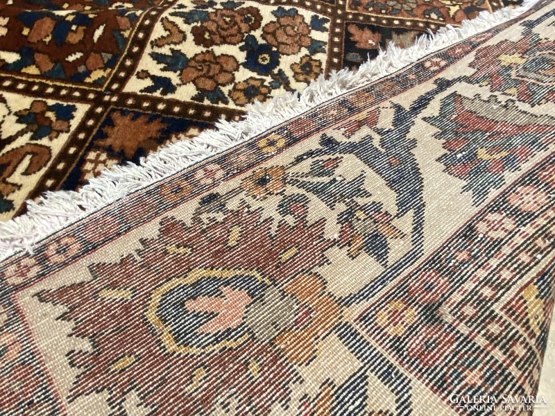 Iran Baktiari szőnyeg 303x213