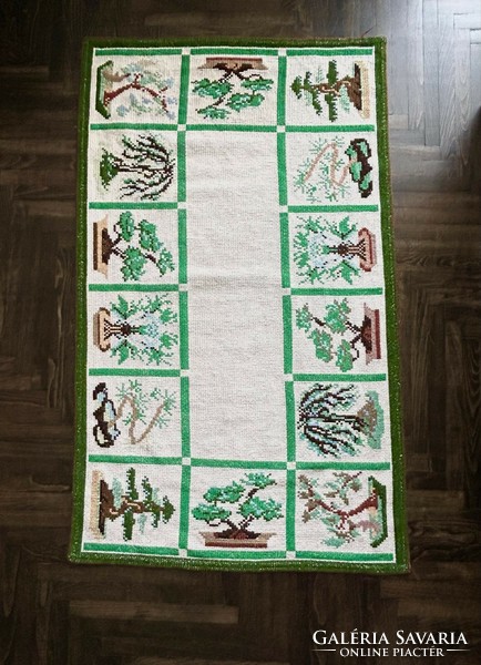 Unique hand-embroidered bonsai tree pattern rug
