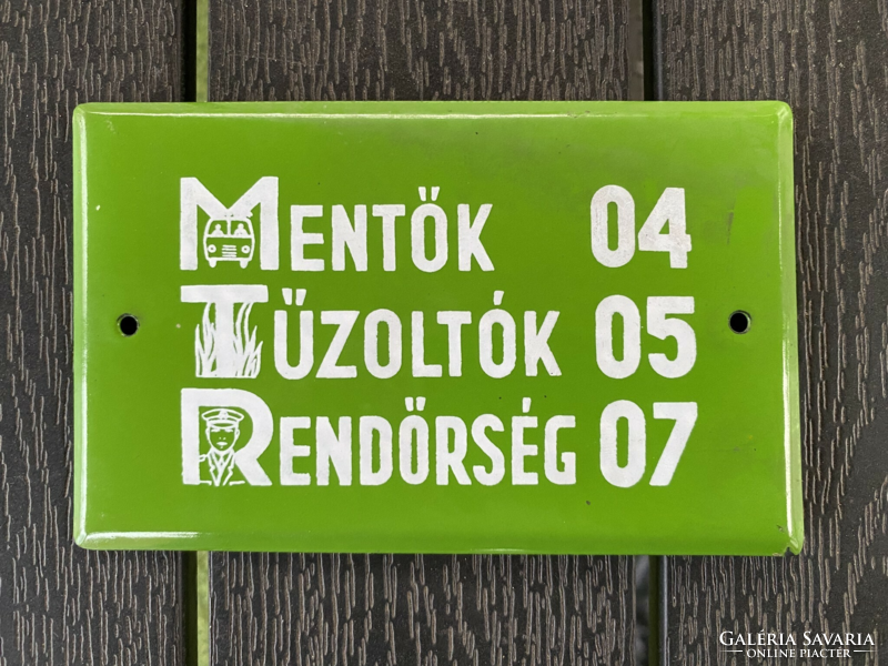 Mentők 04, Tűzoltók 05, Rendőrség 07 - zománctábla (zománc tábla)