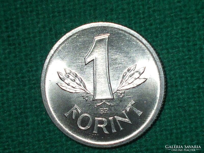 1 Forint! 1983! It was not in circulation! It's bright!