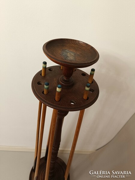 Antique salon furniture, billiard racket, cue holder, wooden stand and 7 pieces of cues 233 8425