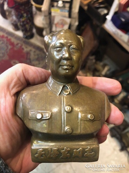 Mao Zedong statue, made of bronze, 12 cm high.