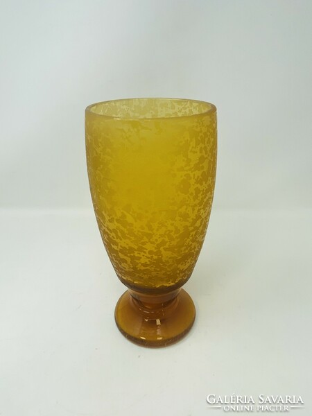 Csodálatos, antik Moser stílusú nagyobb méretű borostyán színű savmaratott üveg váza  RZ