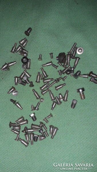 Antique old and new clock watch parts - clock wall clock screws - together according to the pictures 10.