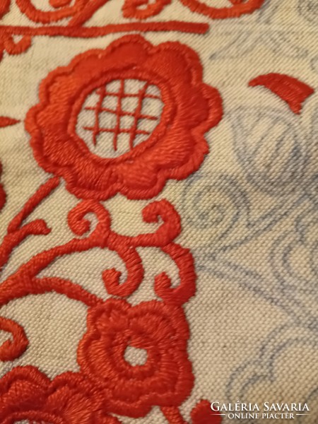 Kalotaszeg pillowcase with pre-drawn, started embroidery