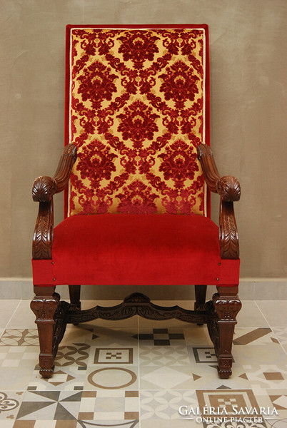 3 renaissance throne armchairs available for rent