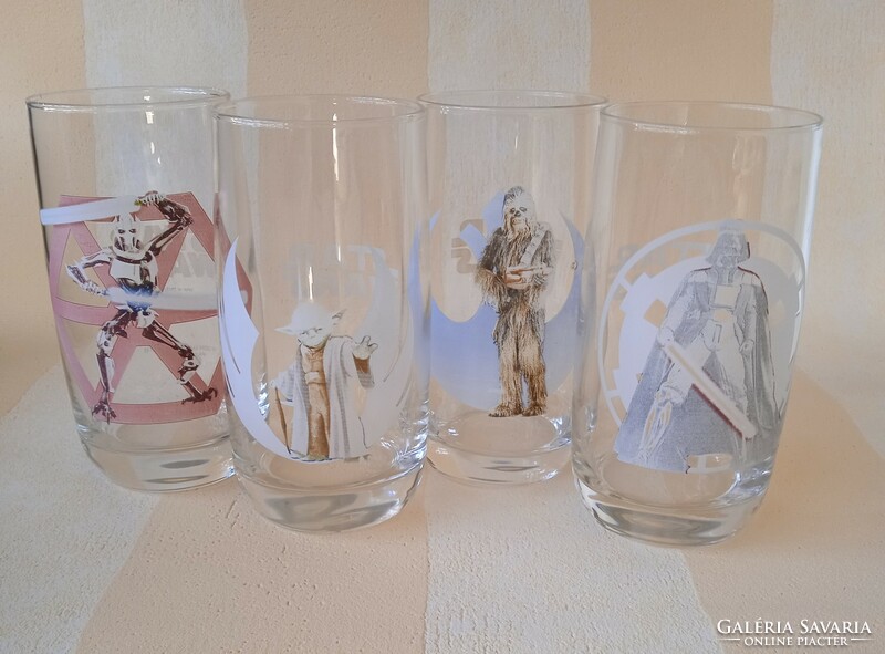 4 Star Wars glass cups