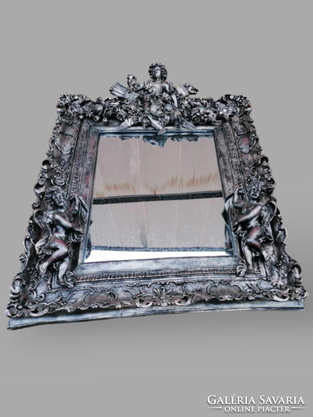 Barokk puttós tükör