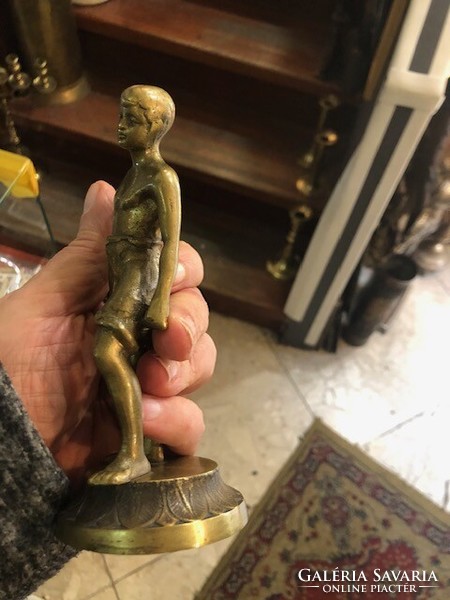 Art deco bronze statue of a young boy, 16 cm tall.