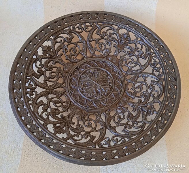 Nice openwork pattern, cast iron decorative plate