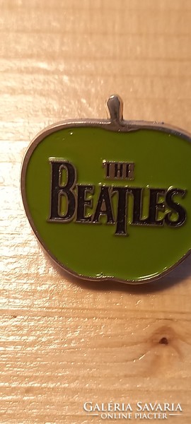 Beatles  apple jelvény/ kitűző 2007
