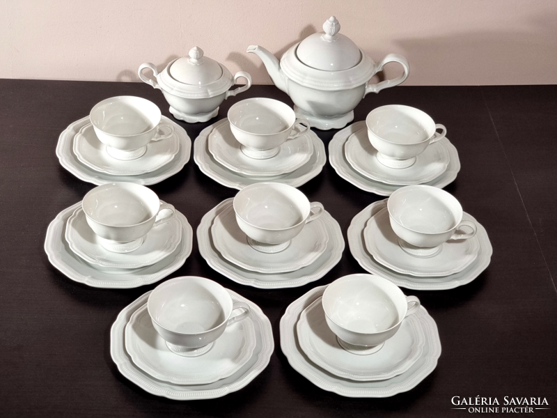 *Hutschenreuther 8-person porcelain tea/breakfast set, around the middle of the xx.Sd.