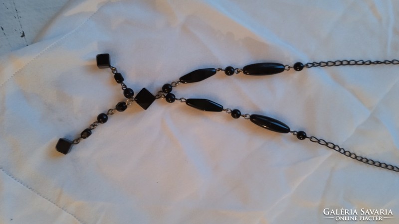 Black bijou necklace with glass eyes