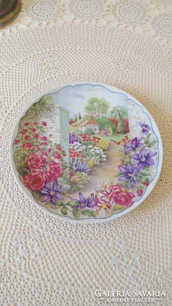 Beautiful floral St.Andrews porcelain plate, wall decoration