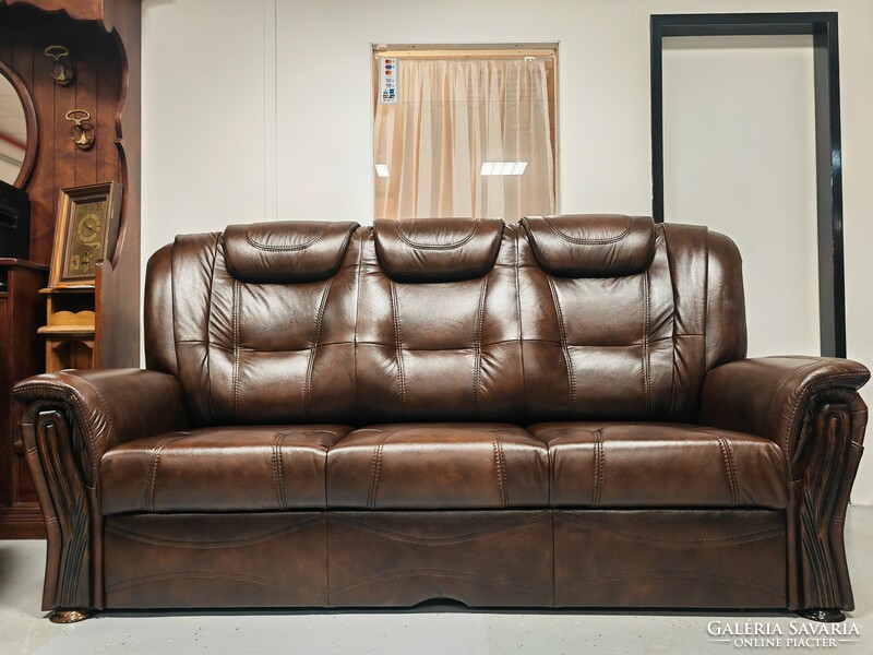Kanapé hatalmas ággyal és kettő relax fotellel valódi bőr ülőgarnitúra rendelhető