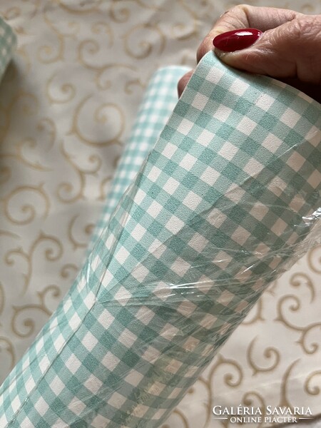4 Rolls of flawless vintage style blue checkered paper wallpaper