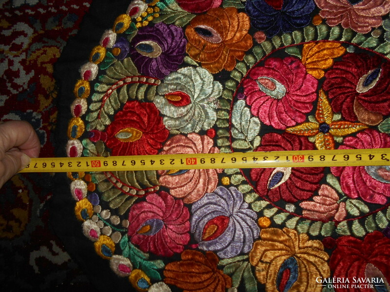 ++Antique matyó silk embroidery decorative pillow front