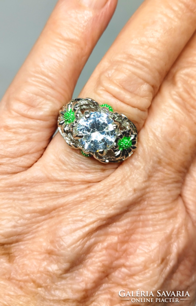 925-s silver plated gyűrű, CZ kővel, zöld tónusú margaréta díszítéssel