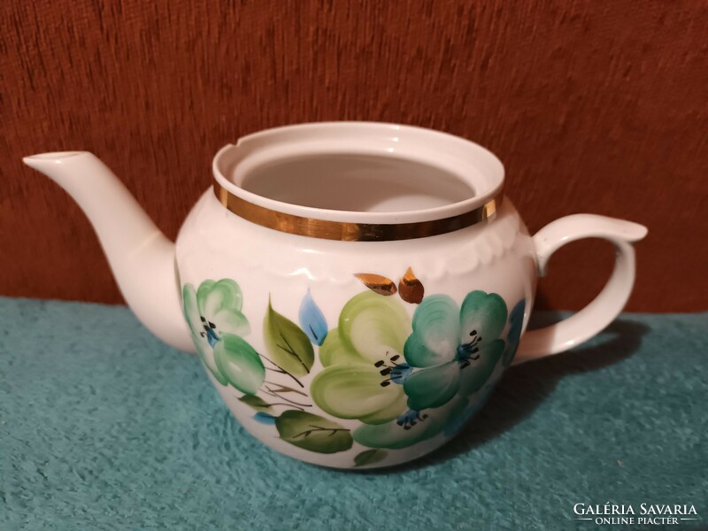 Krasnodar Chaika Russian porcelain spout with a beautiful flower pattern