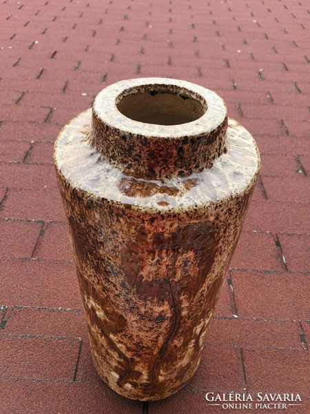 A huge pyrogranite floor vase designed by György Fürtös