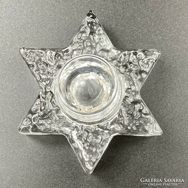 Star-shaped glass candle holder