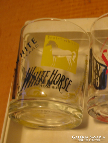 Scotch whisy glass white horse