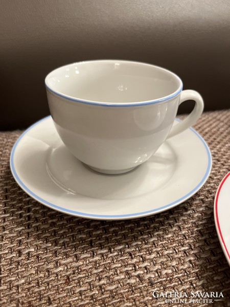 Arte viva flawless porcelain tea/coffee set with five colored rims.