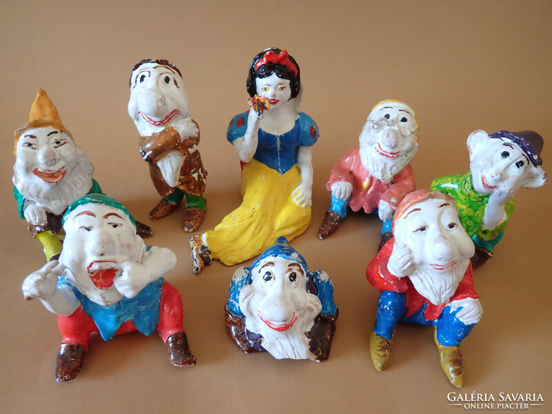 Kézzel készített vintage antik Hófehérke és a Hét törpe szobor figura Walt Disney kerámia porcelán