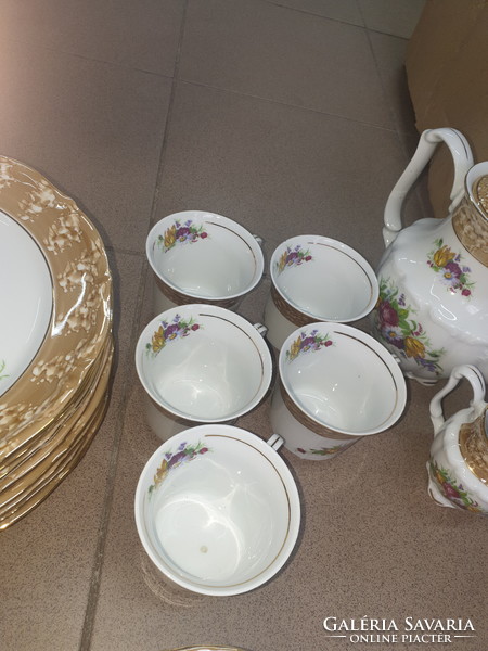 Fine Bavarian, German porcelain tableware for sale.