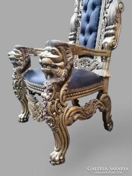 Neo-Renaissance large throne chair