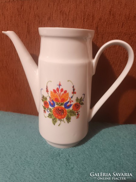 Beautiful Kahla flower pattern flawless German porcelain spout