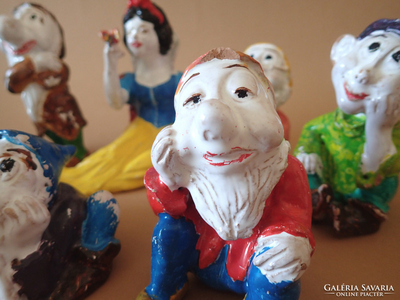Handmade Vintage Antique Snow White and the Seven Dwarfs Statue Figure Walt Disney Ceramic Porcelain