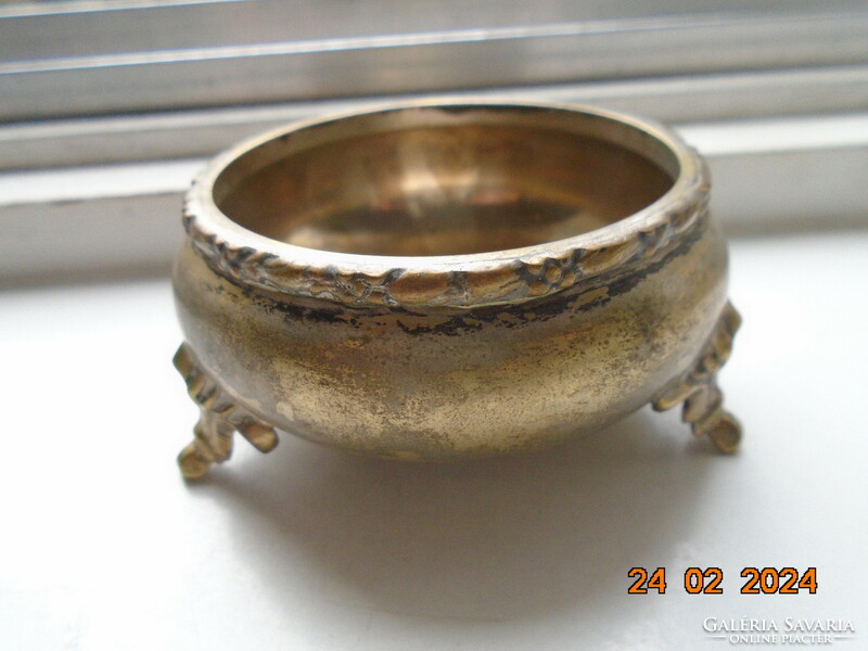 Silver-plated solid copper spice holder on 3 decorative legs