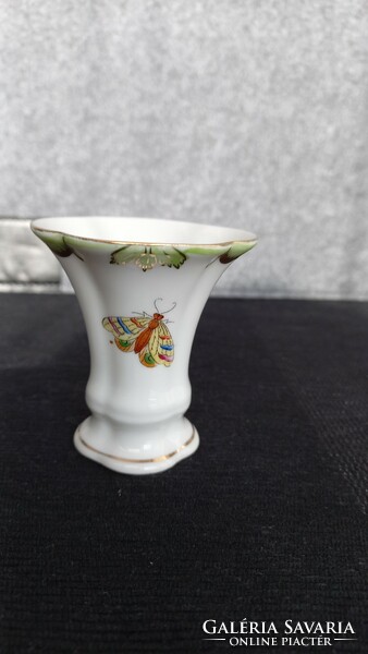 Old Herend Victoria pattern small vase, hand painted, gilded