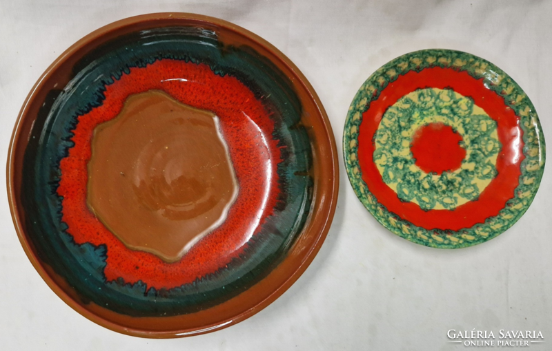 Retro iparművészeti mázas kerámia tányérok vagy falidíszek hibátlan állapotban párban eladók